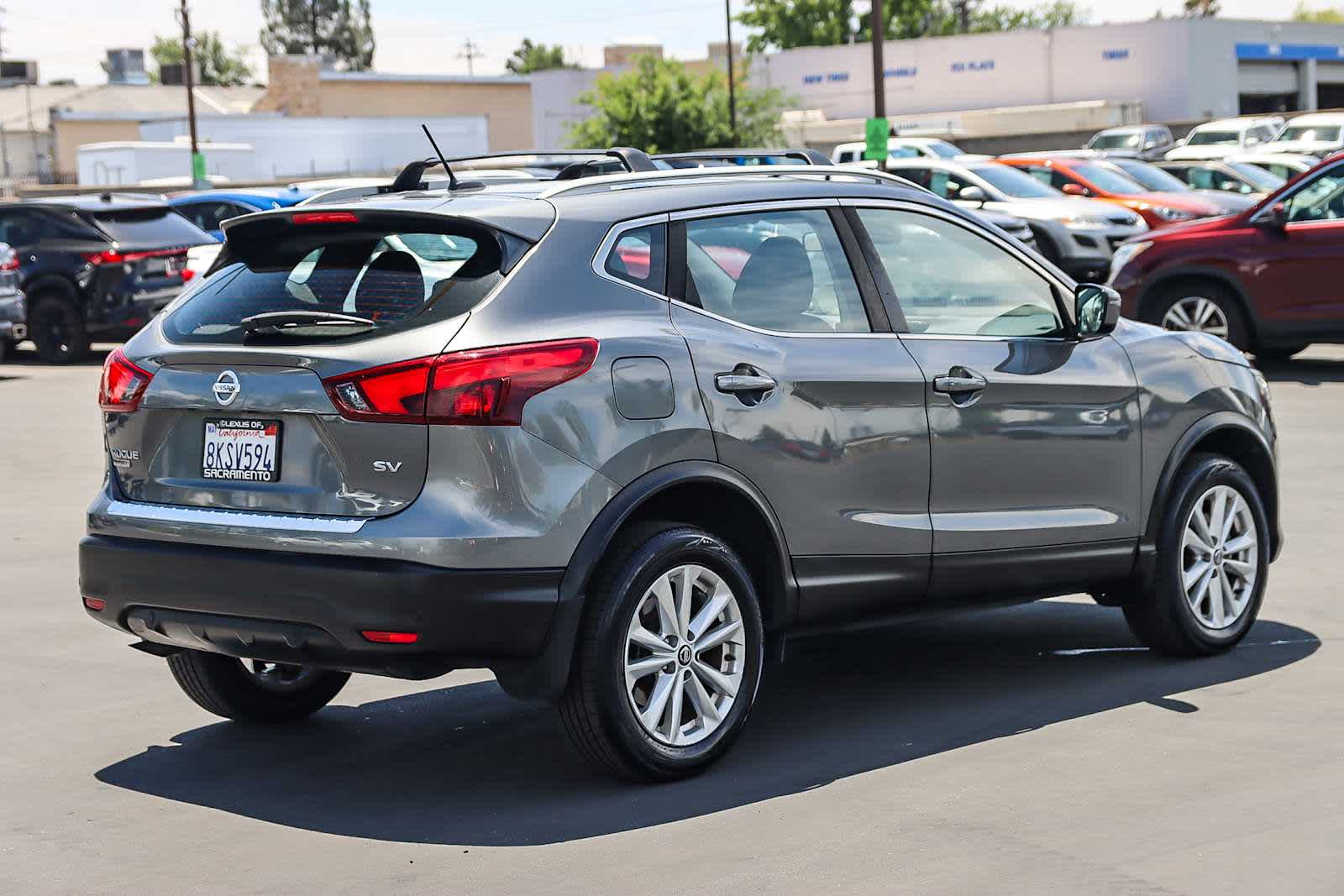 Thumbnail: 2019 Nissan Rogue Sport - 6