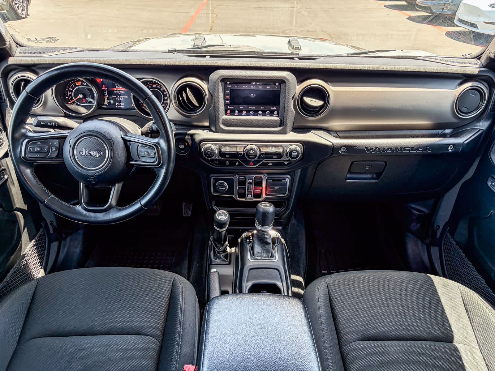 Thumbnail: 2021 Jeep Wrangler - 10