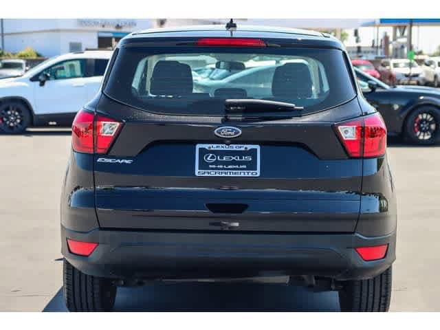 Thumbnail: 2019 Ford Escape - 3