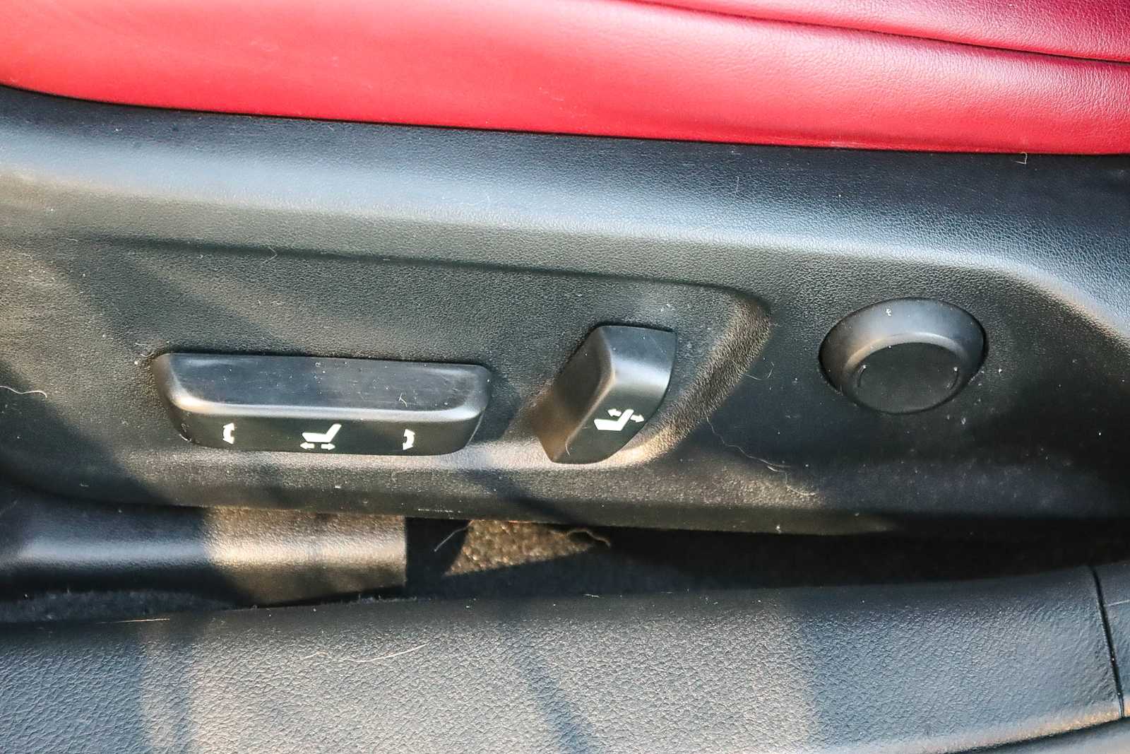 Thumbnail: 2015 Lexus IS - 21