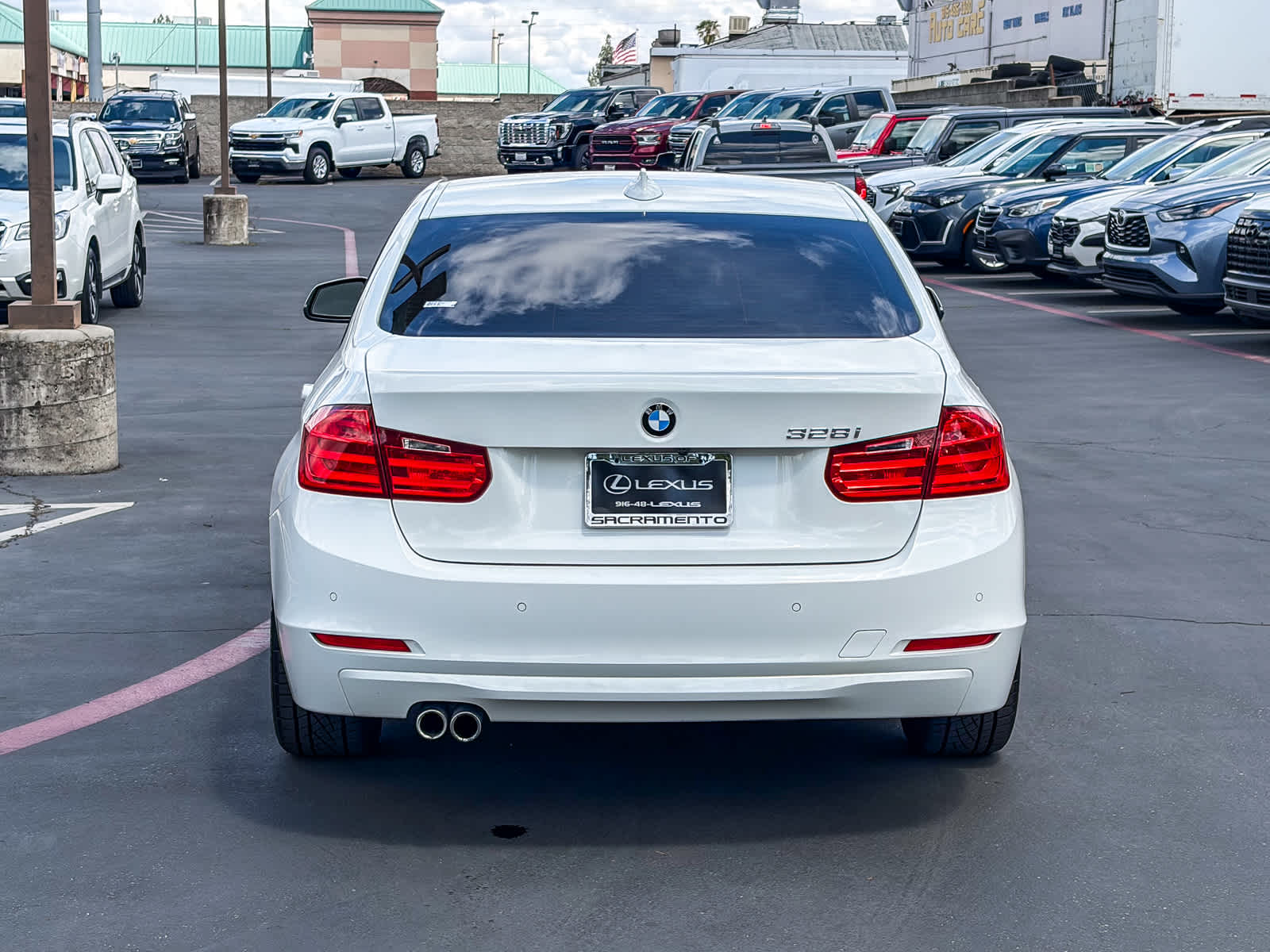Thumbnail: 2014 BMW 3 Series - 3