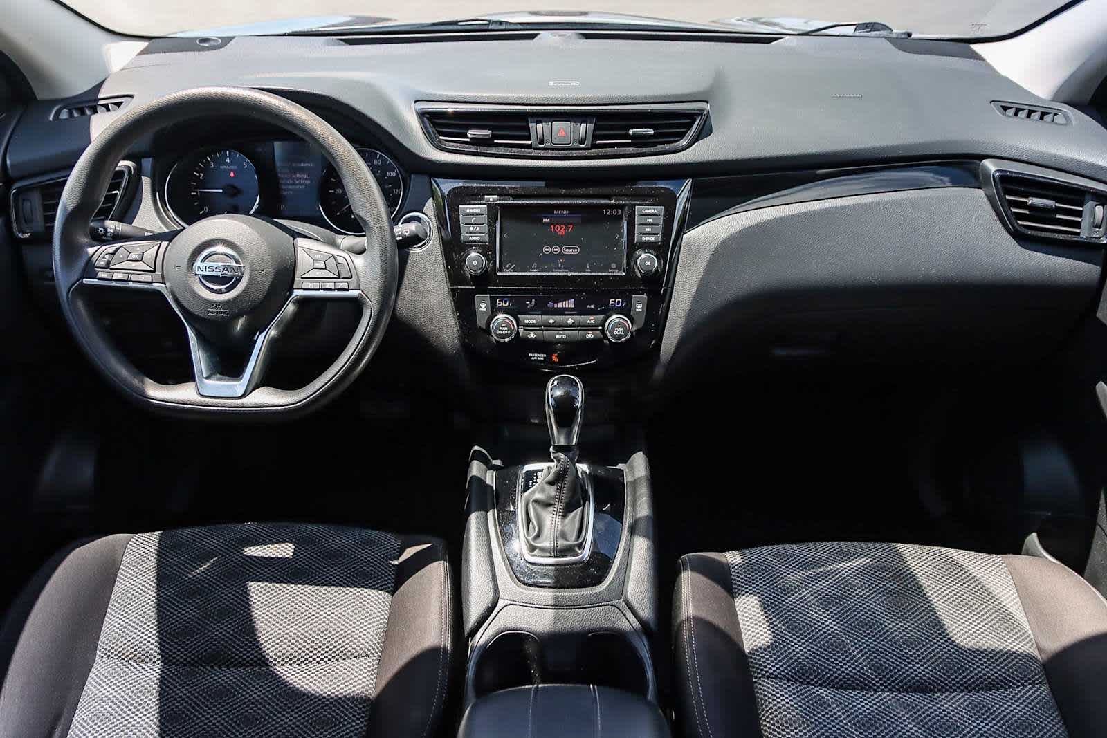 Thumbnail: 2019 Nissan Rogue Sport - 20