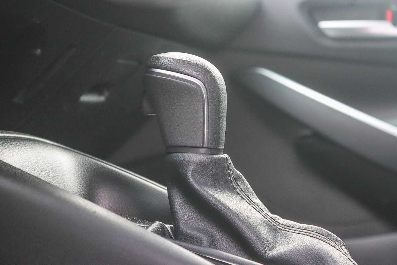 Thumbnail: 2022 Toyota Corolla - 21