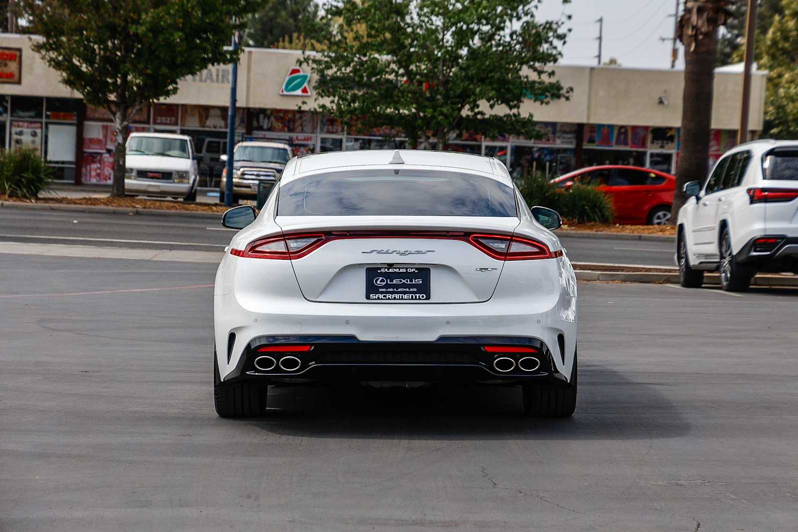 Thumbnail: 2020 Kia Stinger - 3