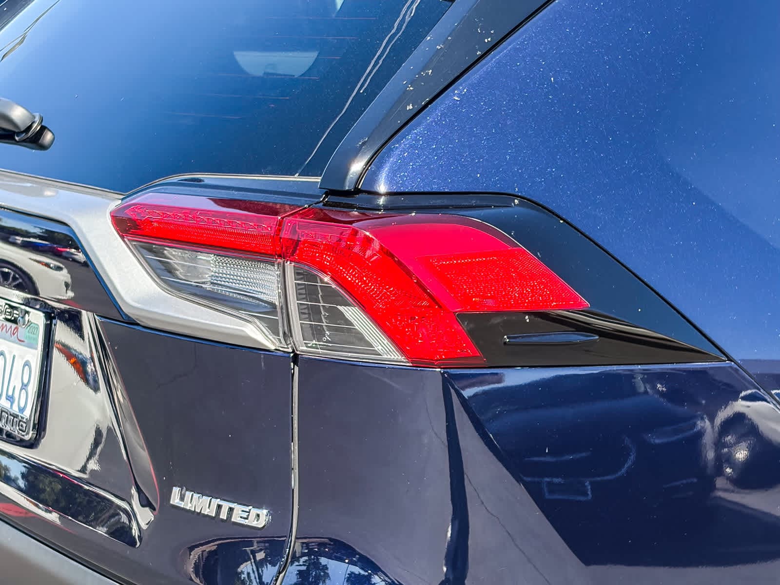 2019 Toyota RAV4 Limited photo 3