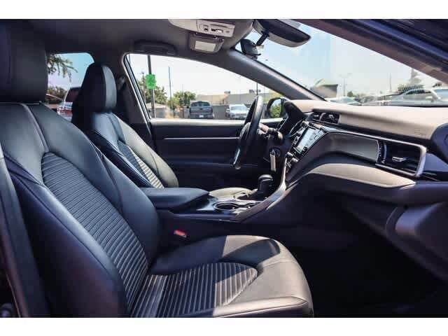 Thumbnail: 2020 Toyota Camry - 15