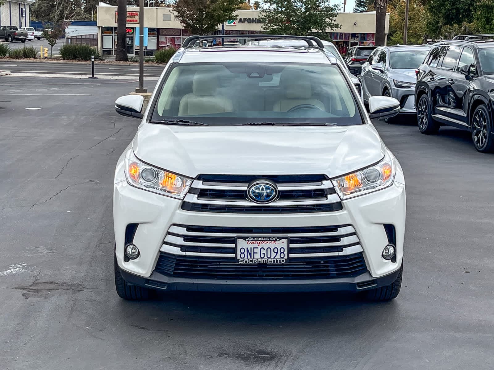 Thumbnail: 2019 Toyota Highlander - 6