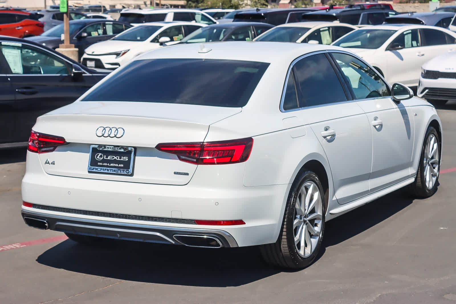 Thumbnail: 2019 Audi A4 - 4