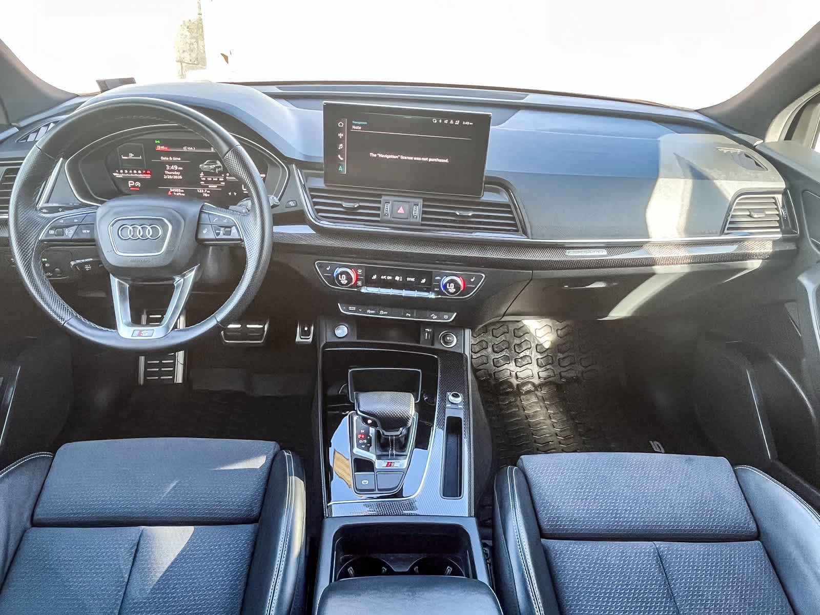 Thumbnail: 2022 Audi SQ5 - 11