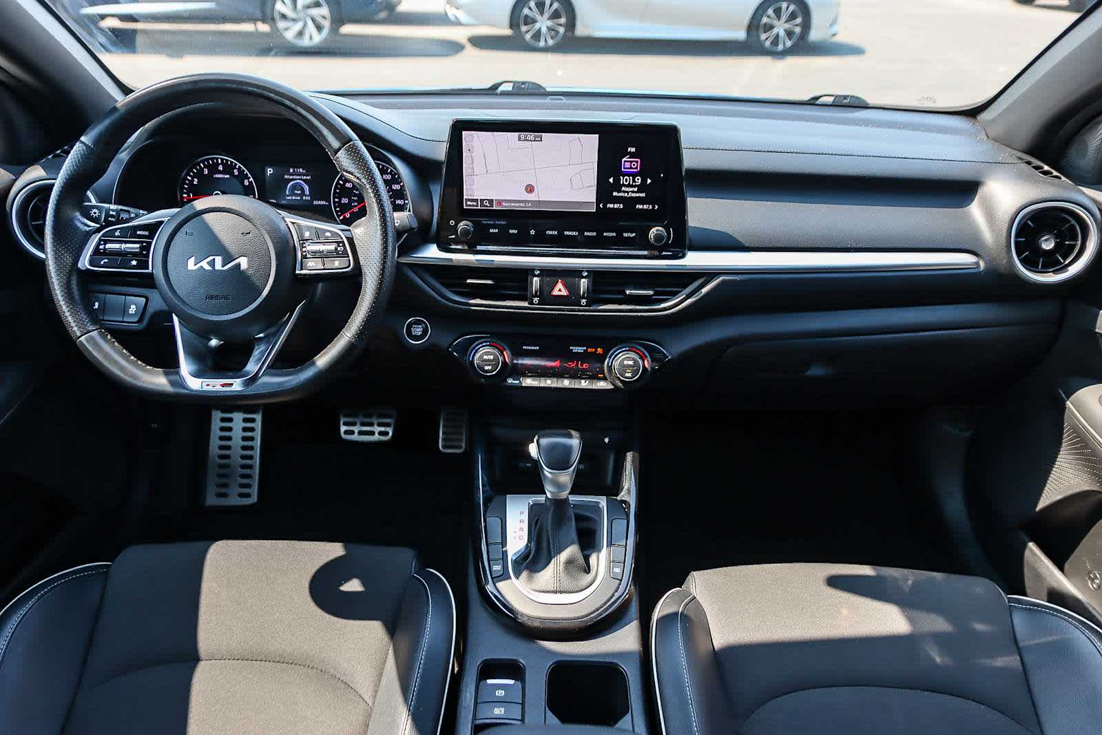 Thumbnail: 2023 Kia Forte - 14
