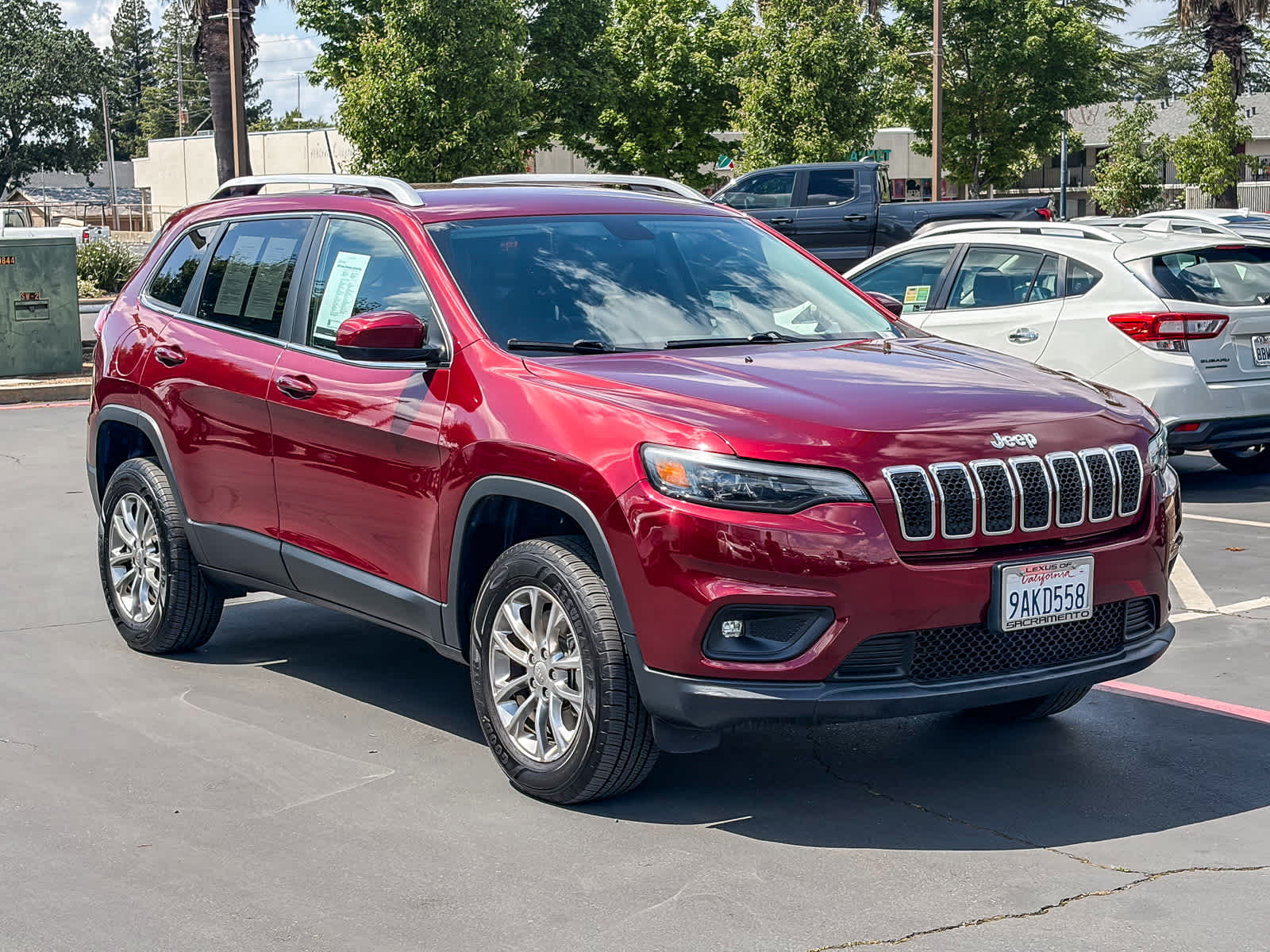 Thumbnail: 2019 Jeep Cherokee - 5