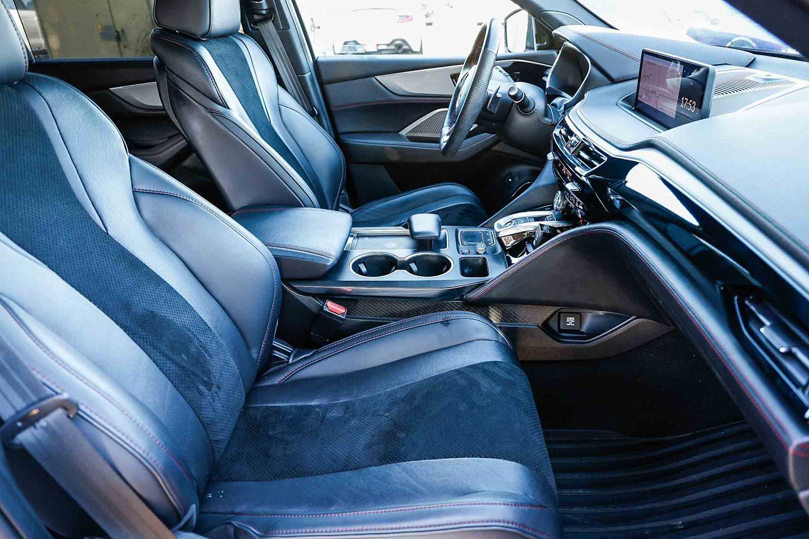 Thumbnail: 2022 Acura MDX - 29
