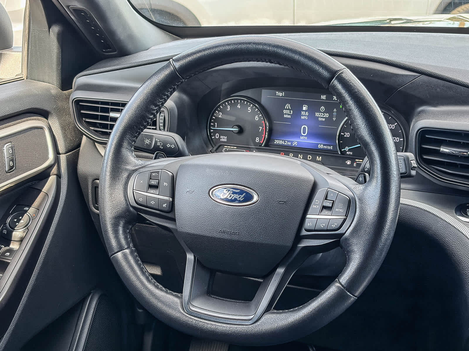 Thumbnail: 2020 Ford Explorer - 14