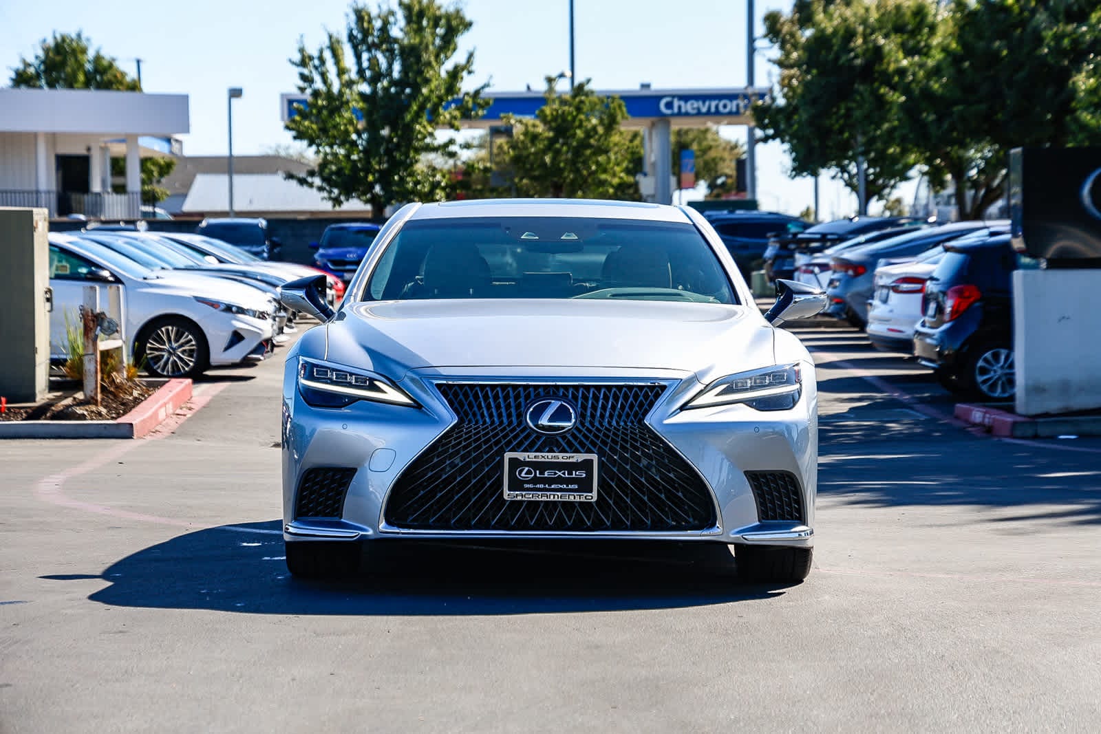Thumbnail: 2023 Lexus LS - 6