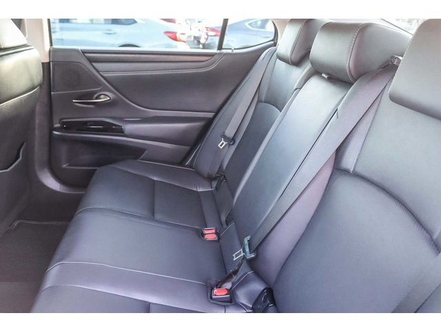 Thumbnail: 2025 Lexus ES - 19