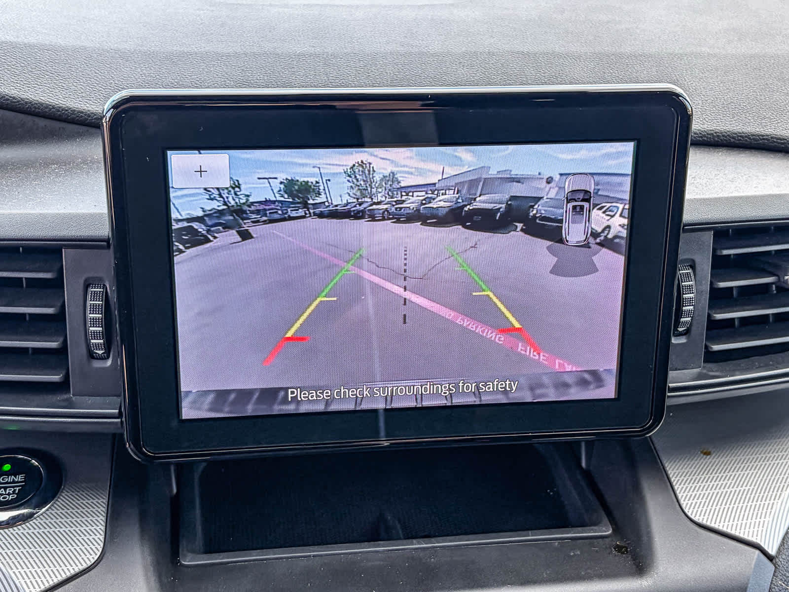 Thumbnail: 2020 Ford Explorer - 23