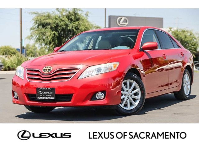 2010 Toyota Camry XLE Hero Image