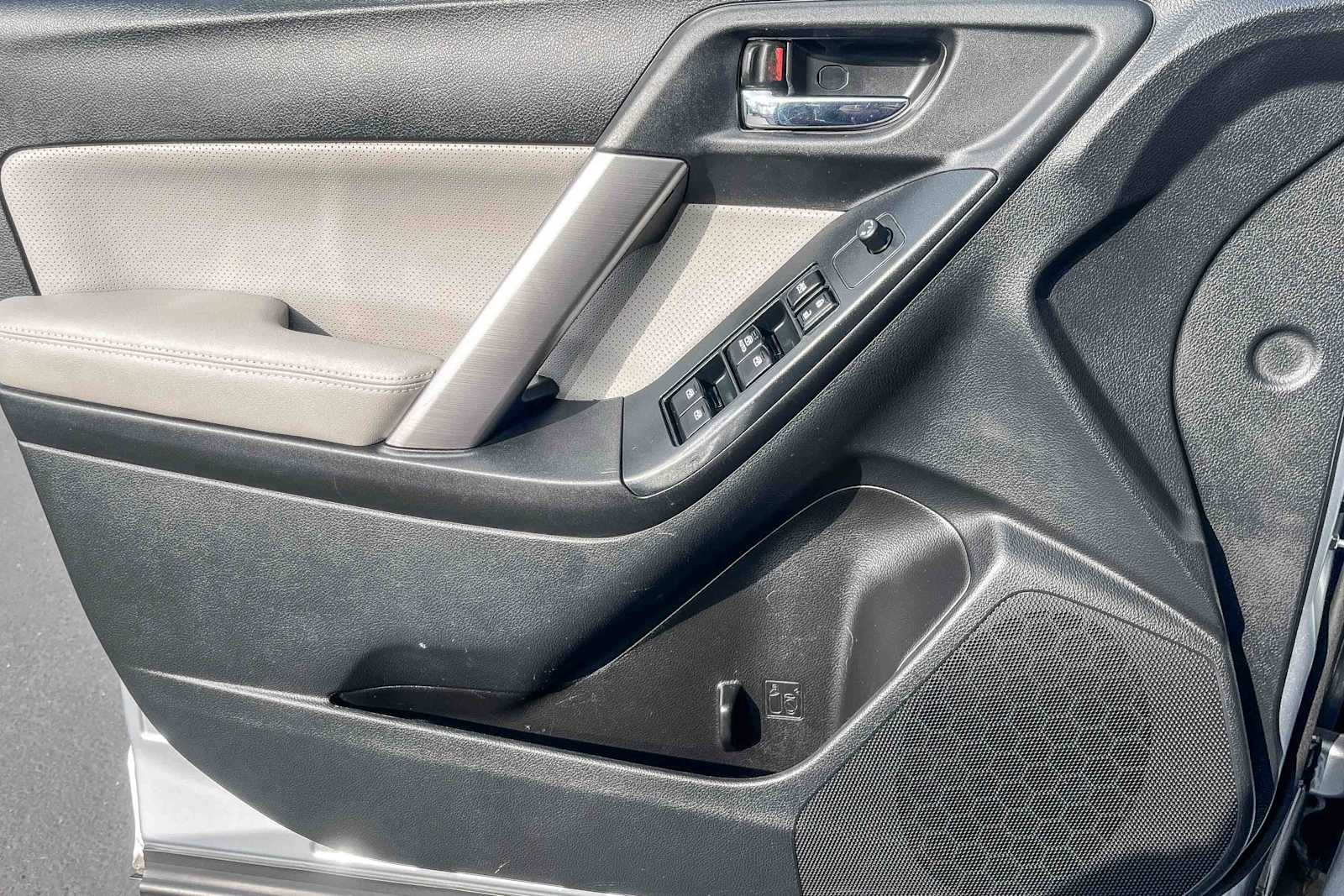 Thumbnail: 2015 Subaru Forester - 20