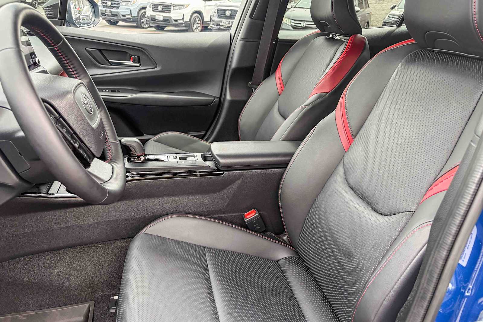 Thumbnail: 2025 Toyota Prius - 17