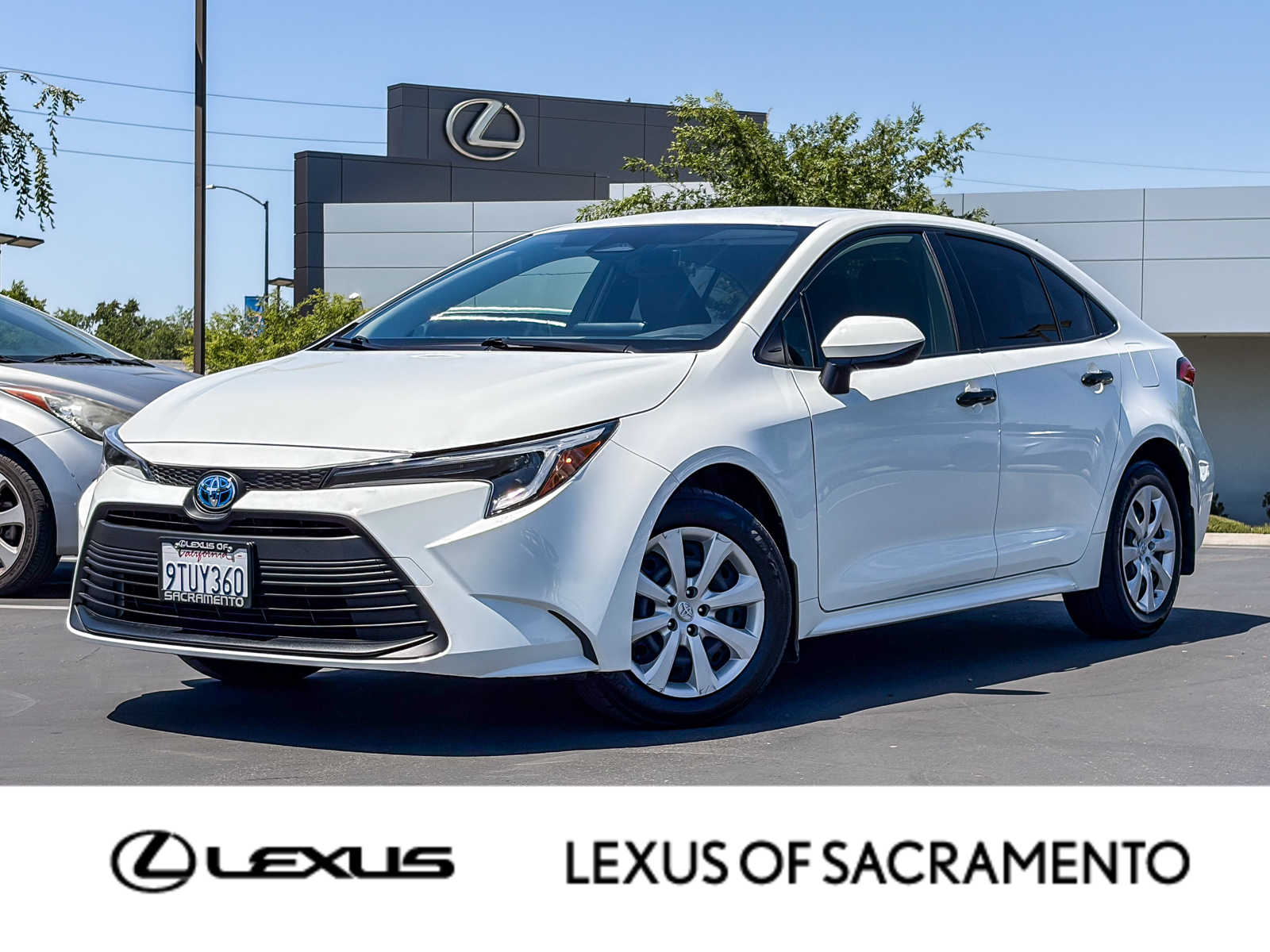 2024 Toyota Corolla LE Hybrid CVT's photo