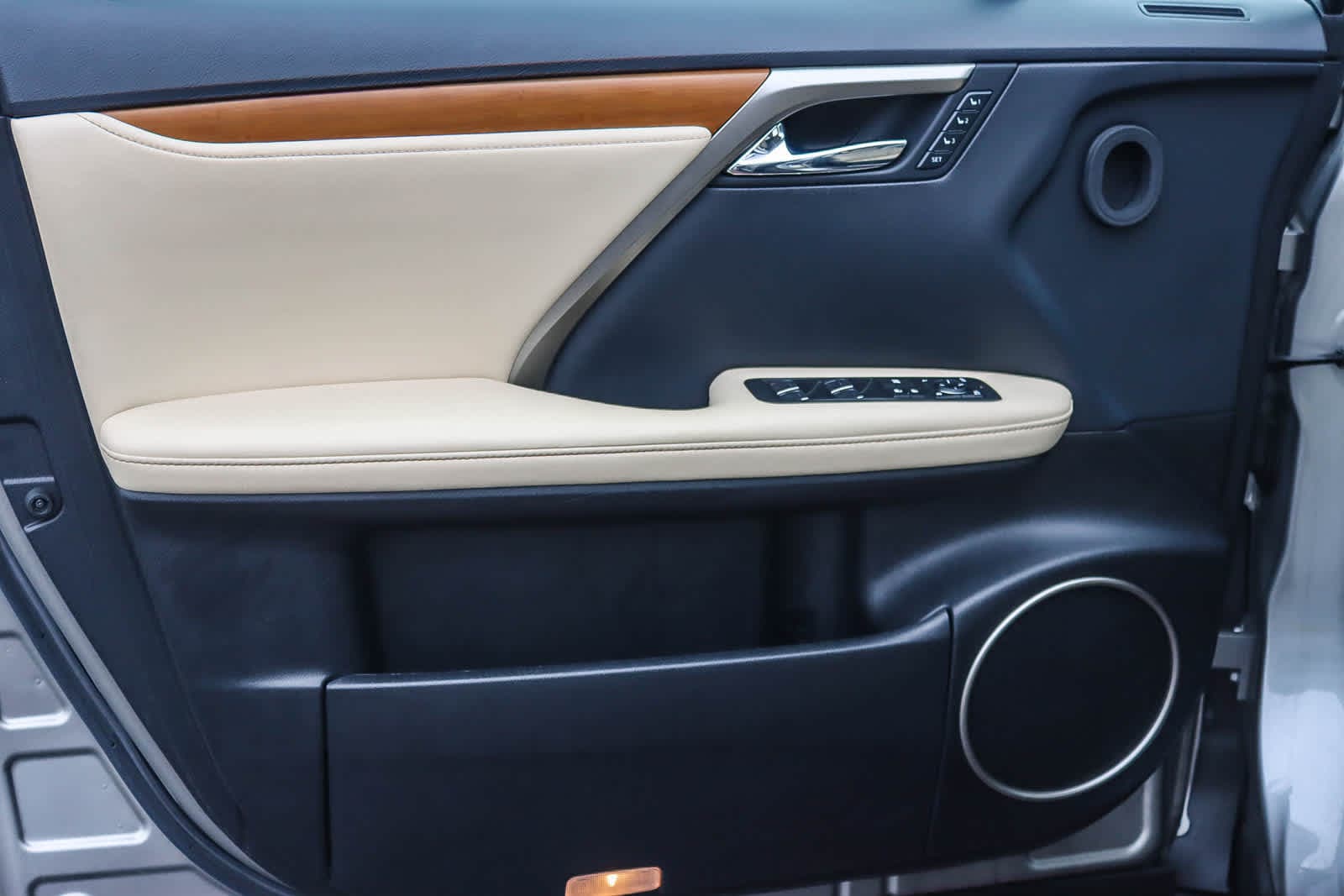 Thumbnail: 2021 Lexus RX - 20