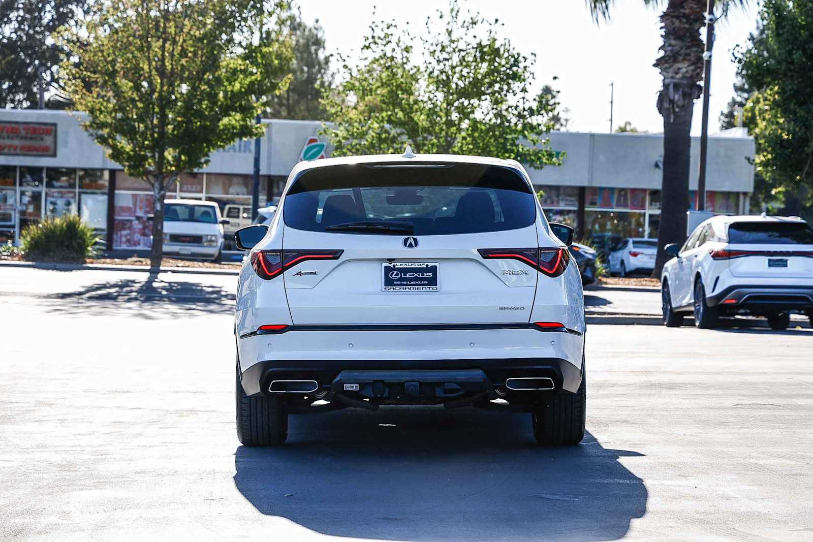 Thumbnail: 2022 Acura MDX - 3