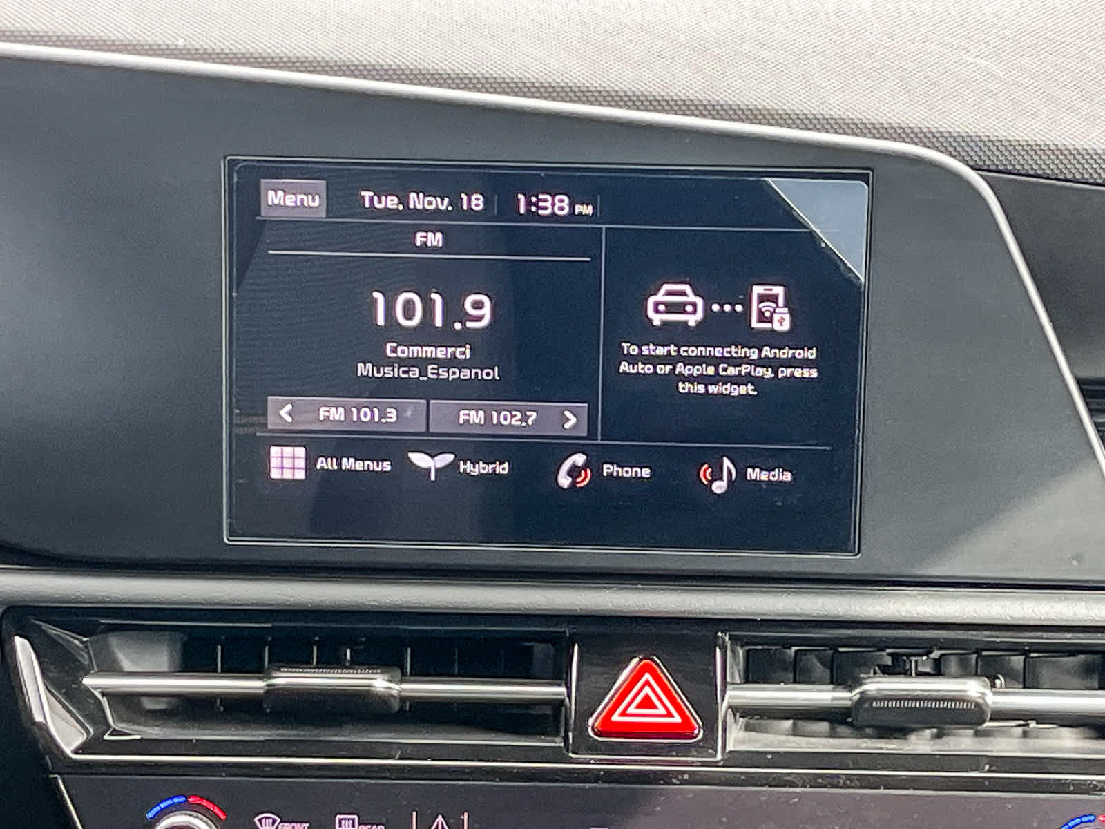 Thumbnail: 2024 Kia Niro - 13