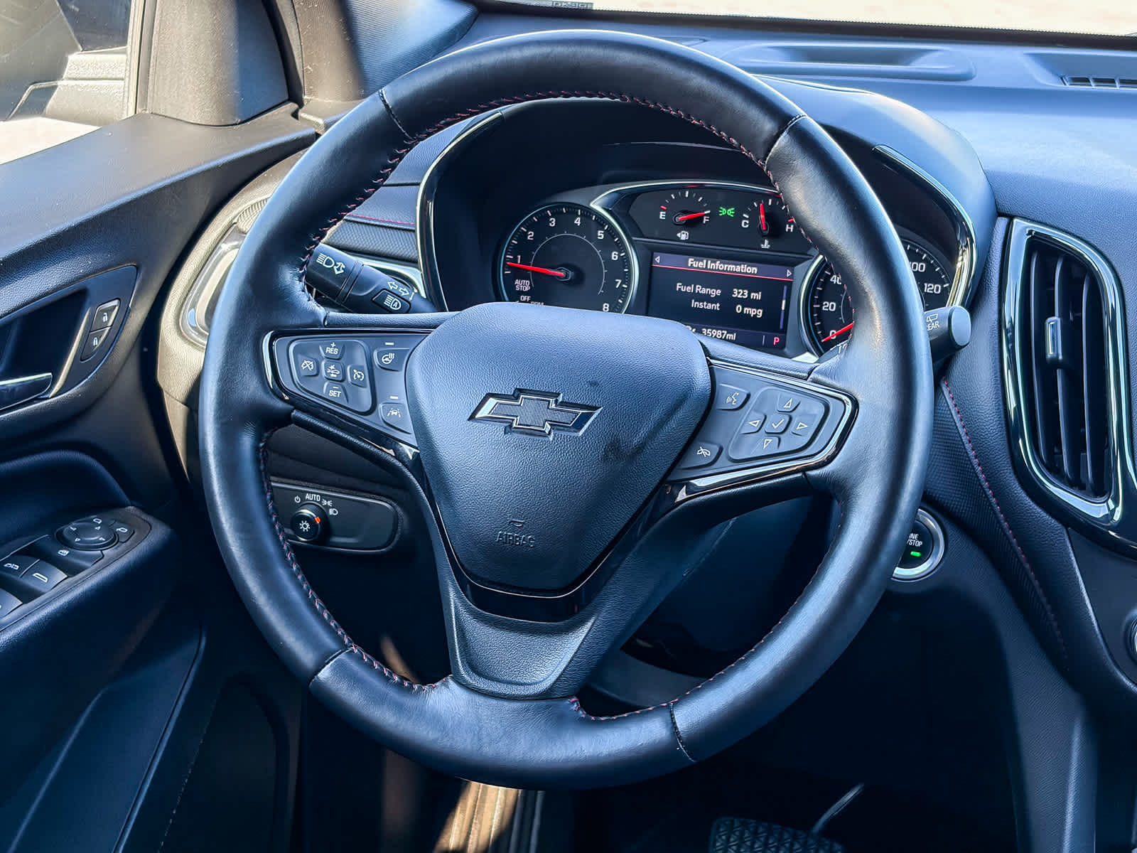 Thumbnail: 2022 Chevrolet Equinox - 14