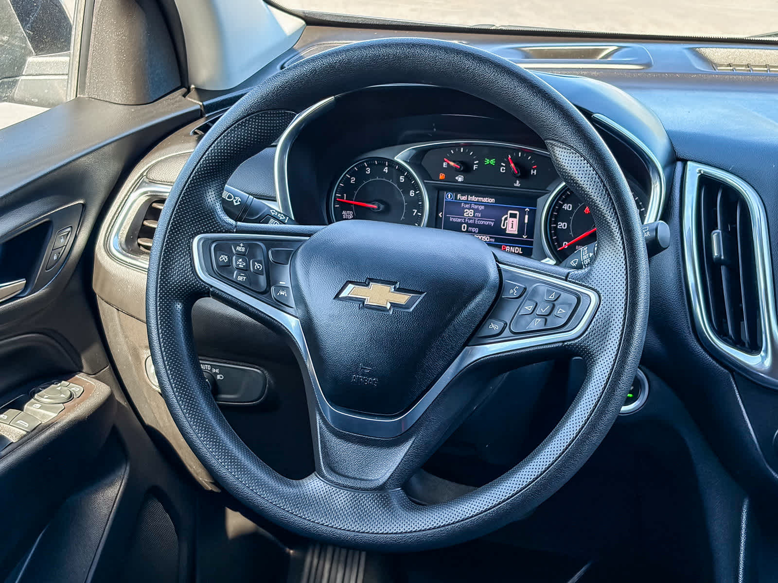 Thumbnail: 2022 Chevrolet Equinox - 14