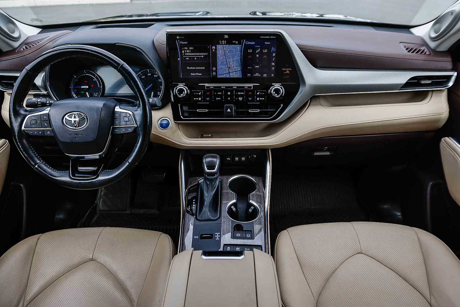 Thumbnail: 2021 Toyota Highlander - 11