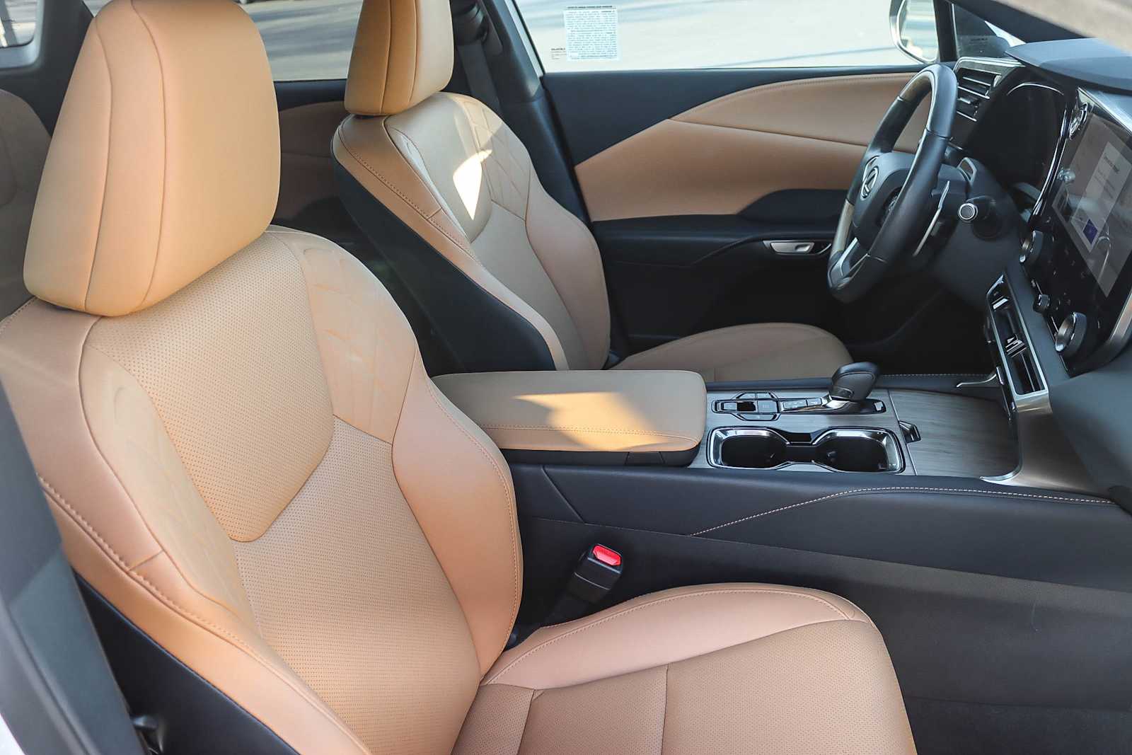 Thumbnail: 2025 Lexus RX - 16