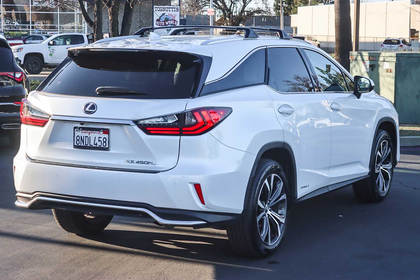 Thumbnail: 2020 Lexus RX - 4