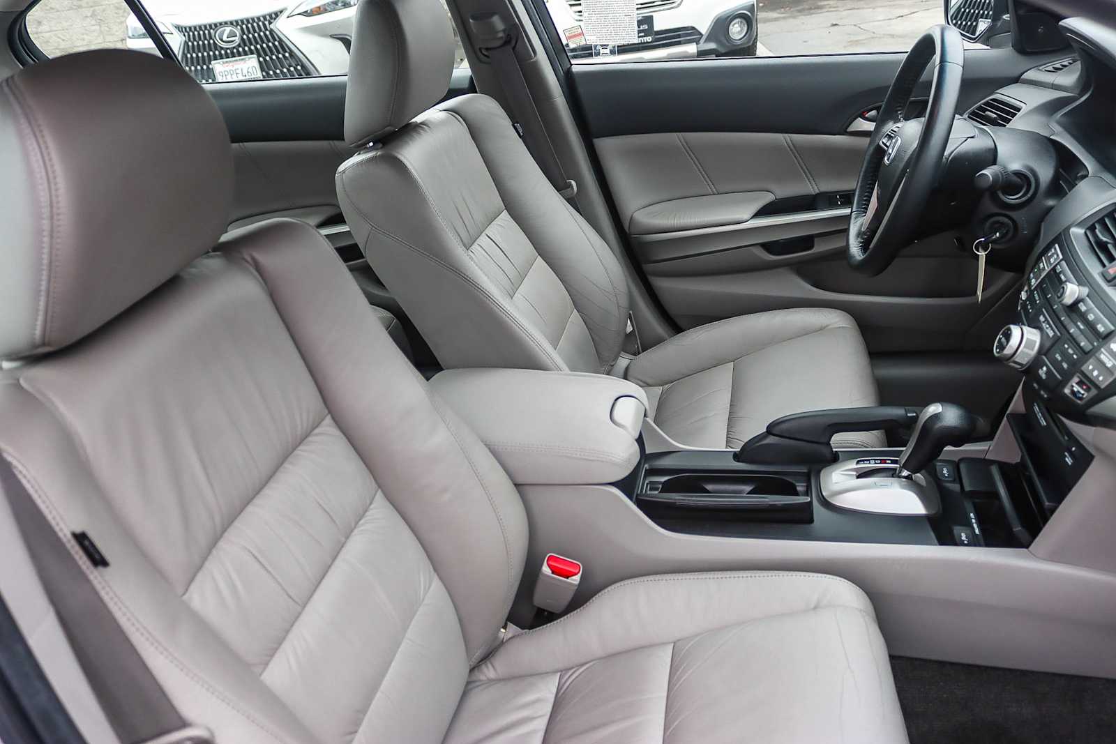 Thumbnail: 2010 Honda Accord - 16