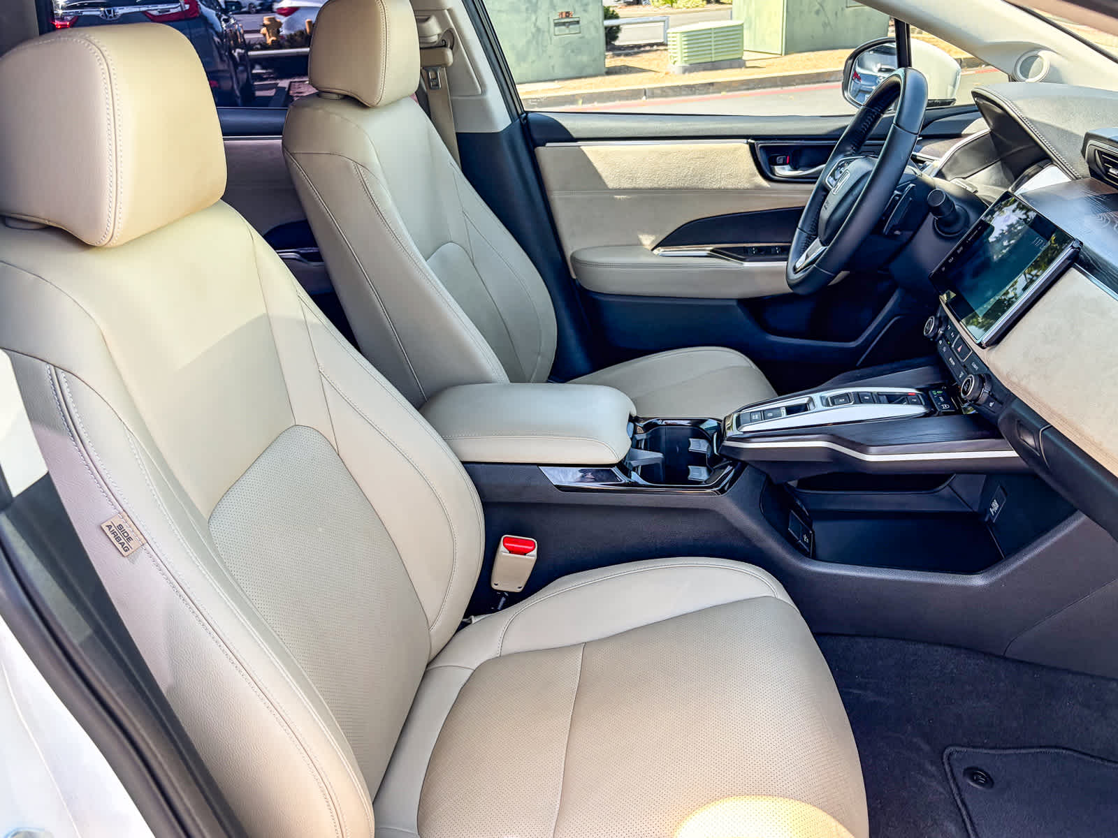 Thumbnail: 2018 Honda Clarity - 15