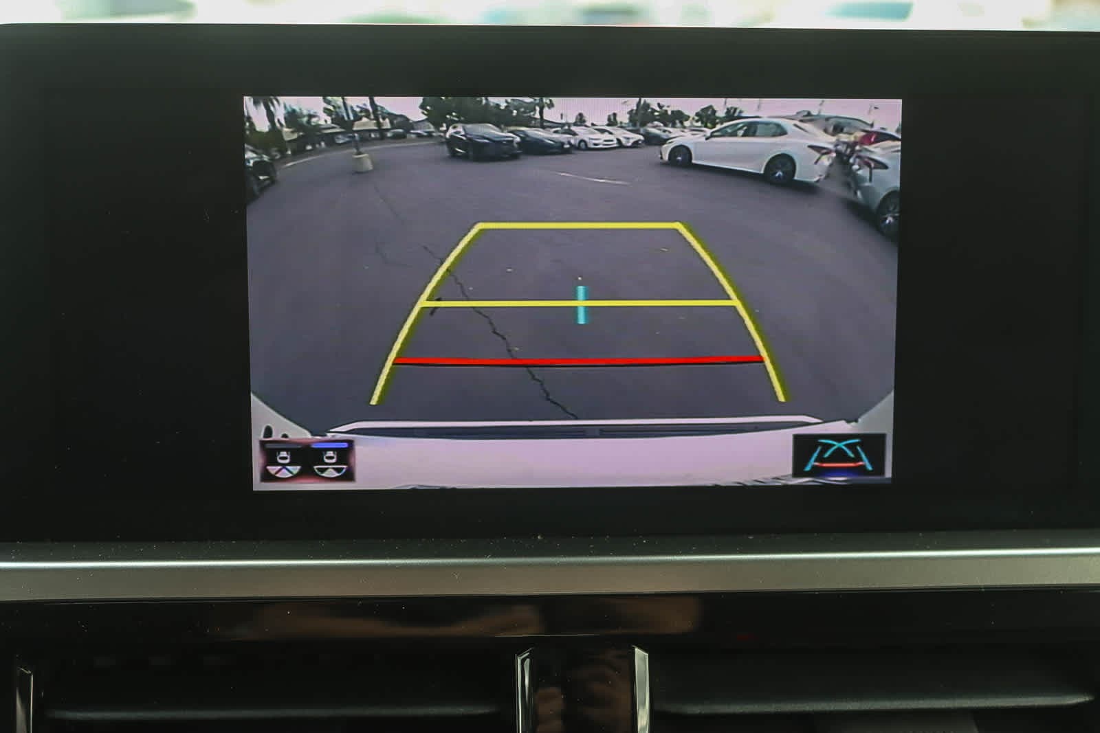 Thumbnail: 2022 Lexus GX - 22