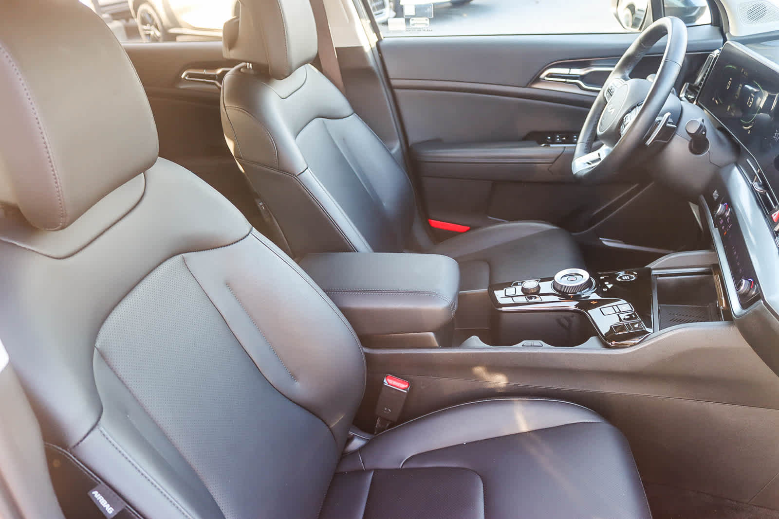 Thumbnail: 2023 Kia Sportage - 15