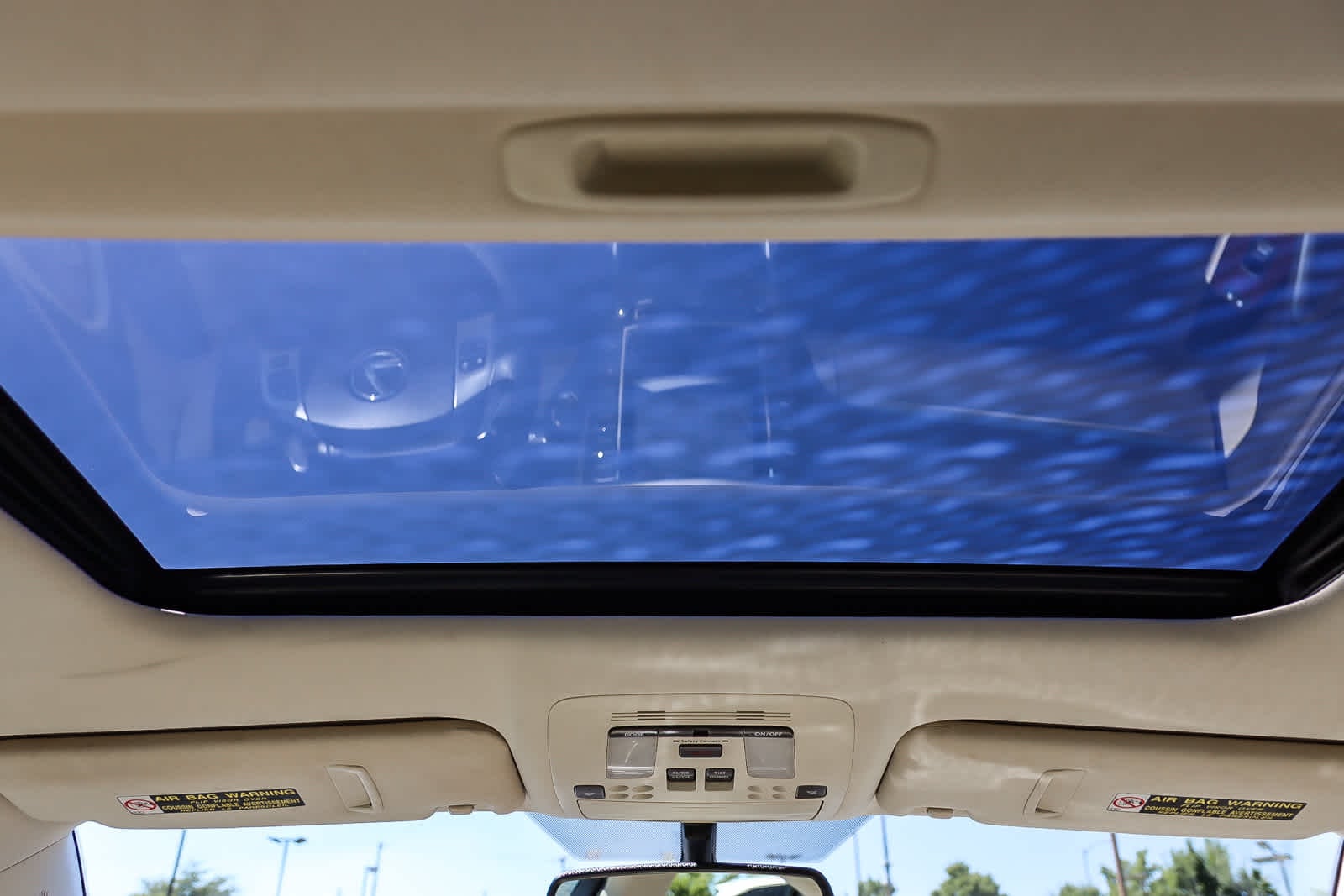 Thumbnail: 2012 Lexus IS - 16