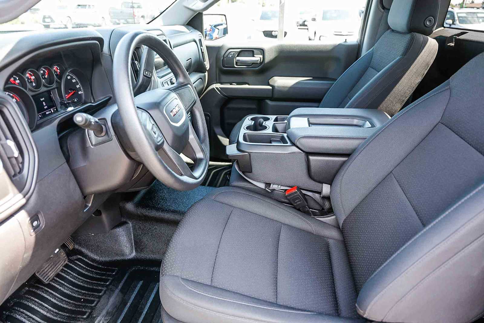 Thumbnail: 2025 GMC Sierra 1500 - 22