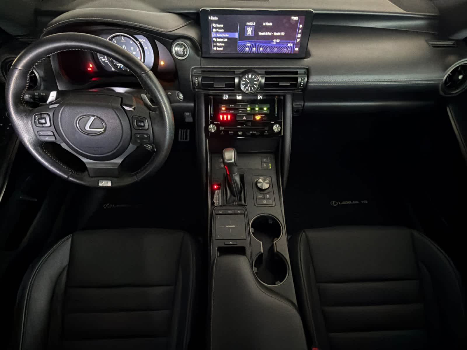 2024 Lexus IS 350 F SPORT - Photo 3