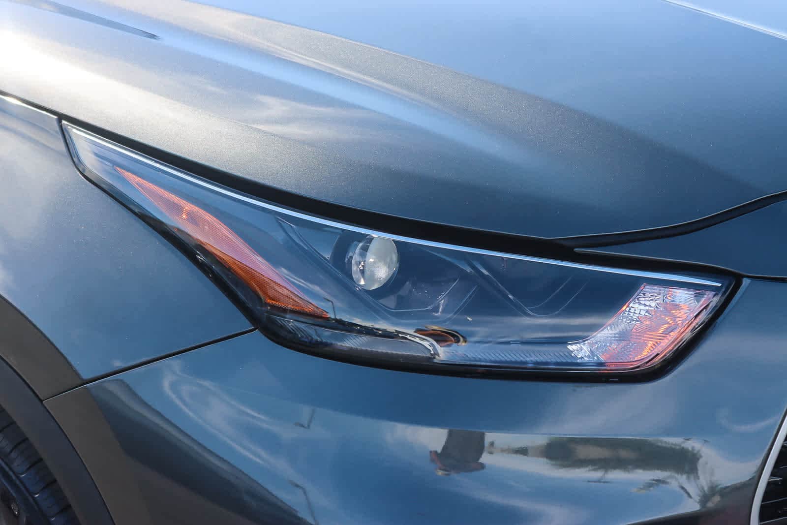 Thumbnail: 2023 Toyota Highlander - 7
