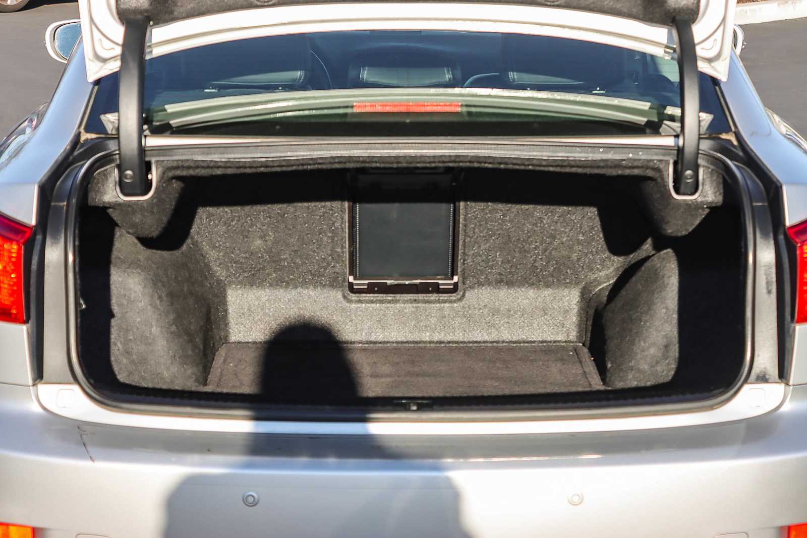 Thumbnail: 2013 Lexus IS - 26