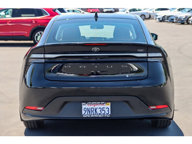 2024 Toyota Prius Prime SE 3