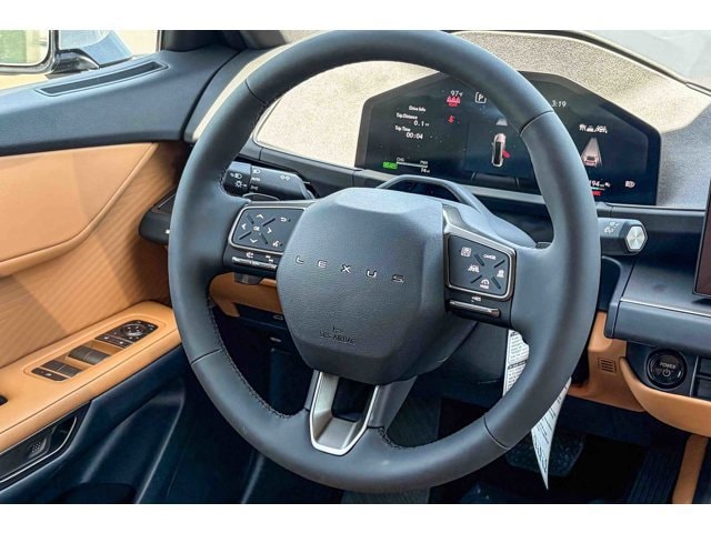 Thumbnail: 2026 Lexus ES - 16