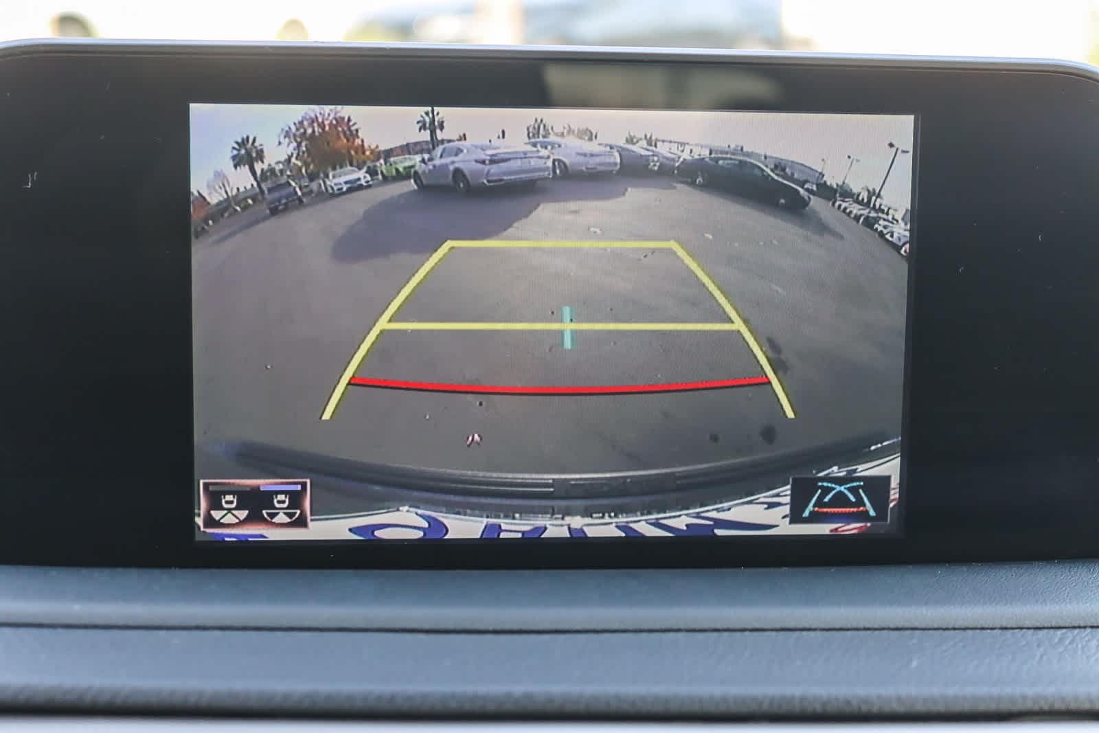 Thumbnail: 2022 Lexus RX - 24