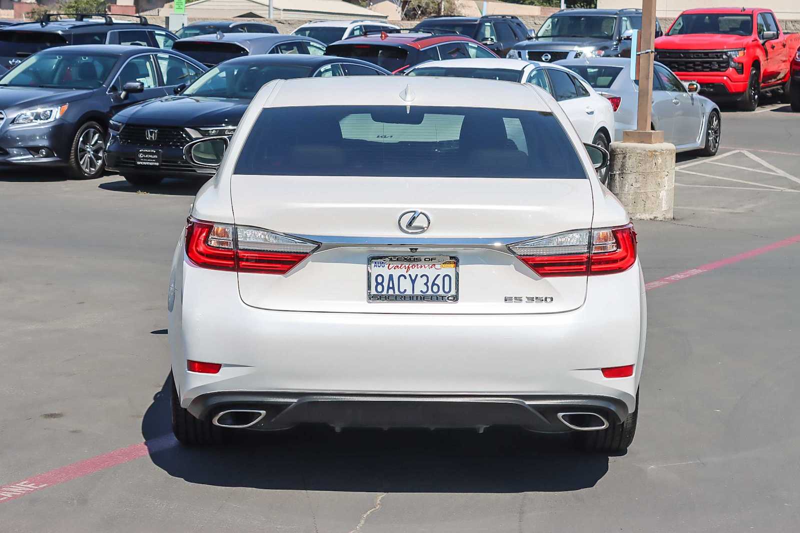 Thumbnail: 2017 Lexus ES - 3