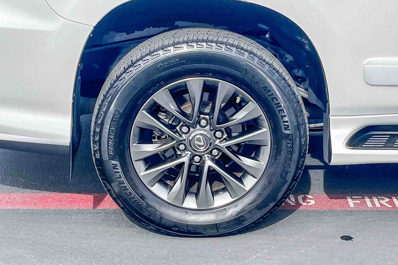 Thumbnail: 2018 Lexus GX - 10