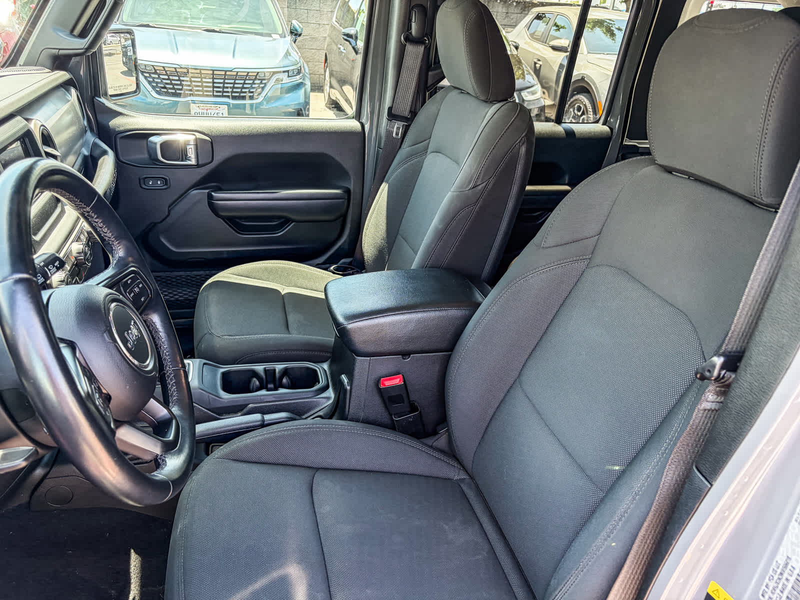 Thumbnail: 2021 Jeep Wrangler - 15