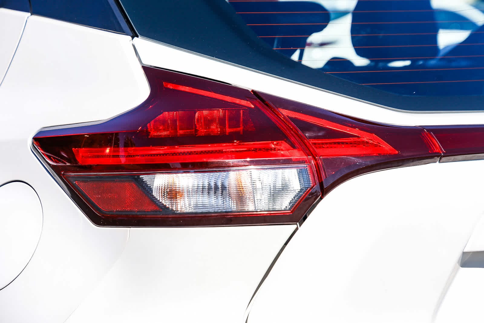 Thumbnail: 2021 Nissan Kicks - 8