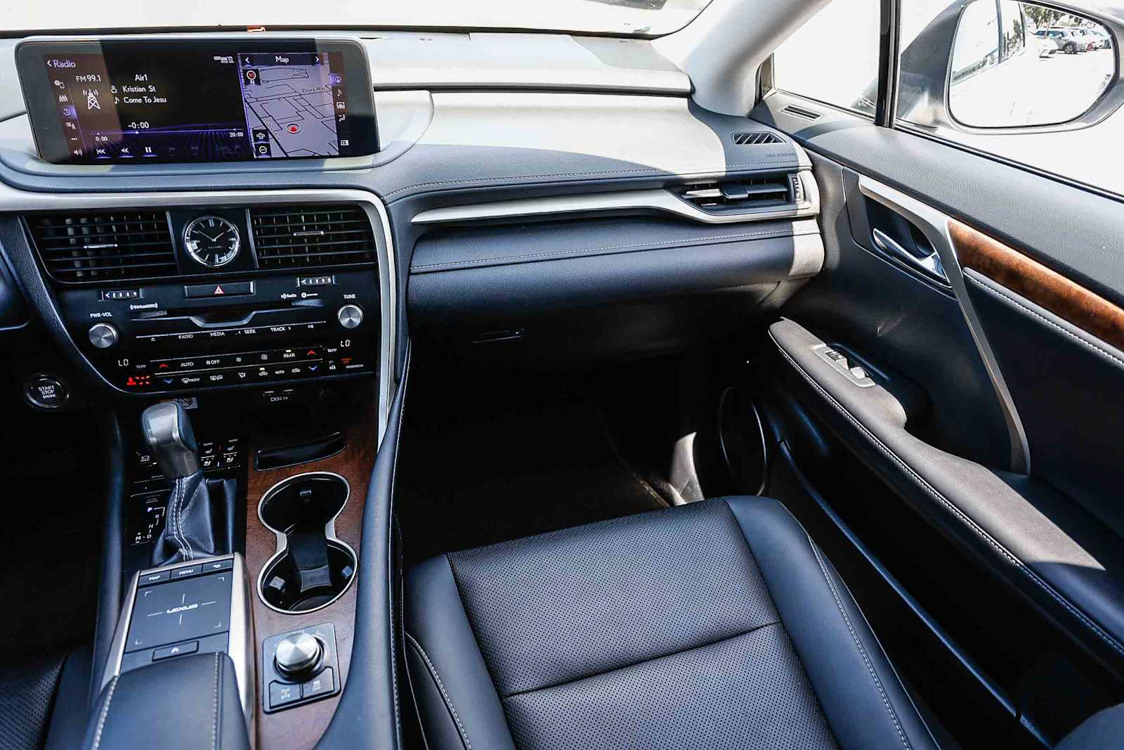 Thumbnail: 2022 Lexus RX - 25