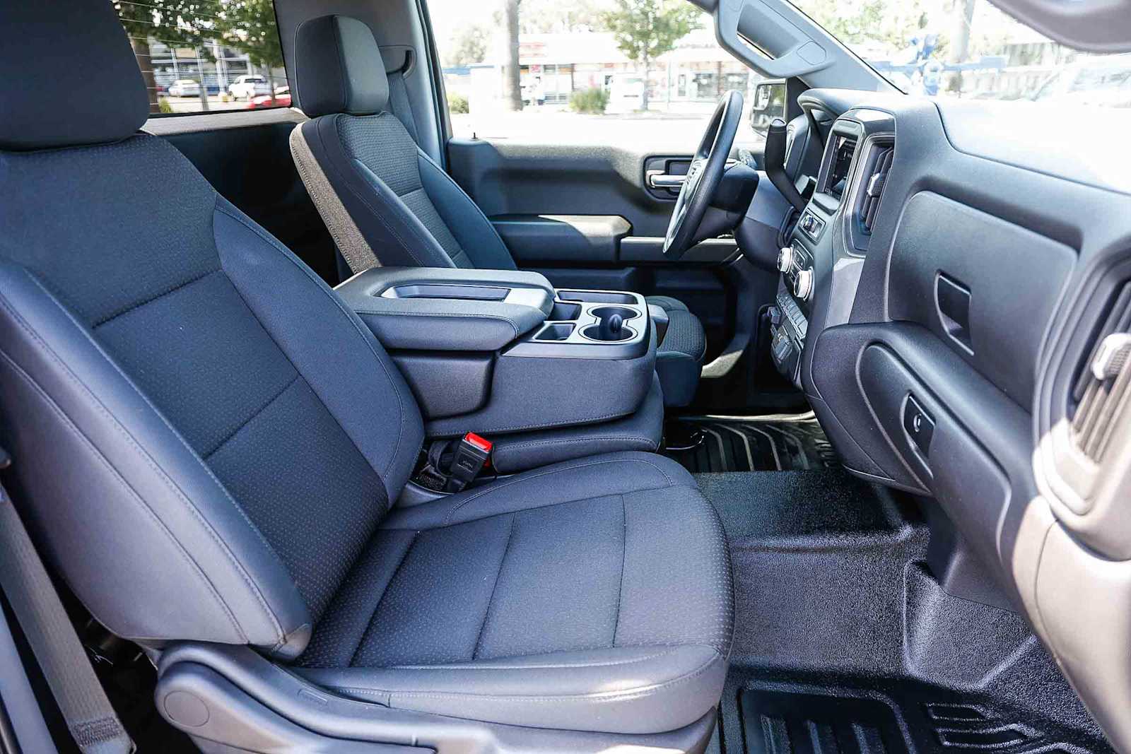 Thumbnail: 2025 GMC Sierra 1500 - 21